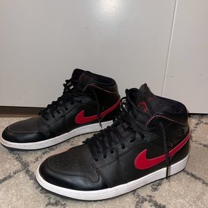 Men’s Jordan 1 Mid